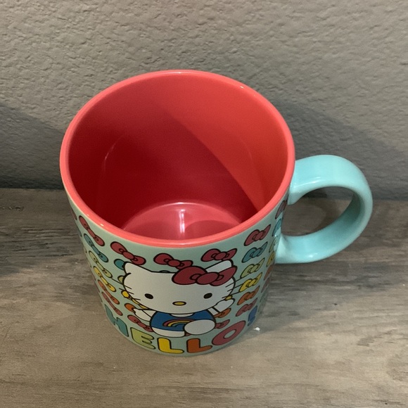 Hello Kitty Hello Bow Mug - Picture 2 of 3